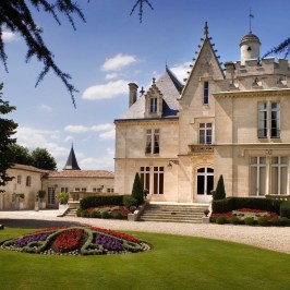 a large lawn in front of a building